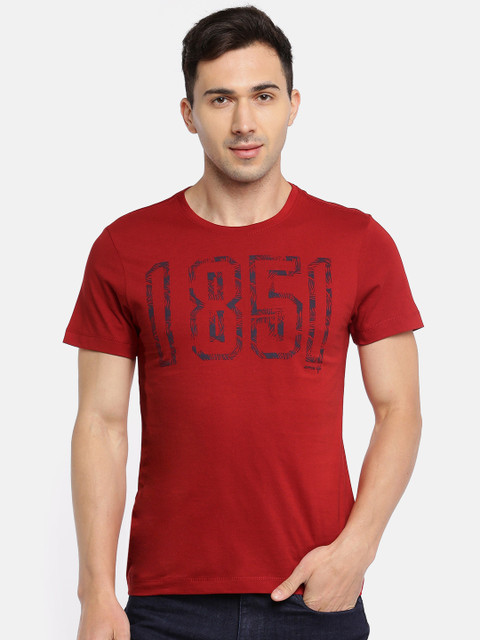 

Arrow Sport Men Red Printed Round Neck T-shirt