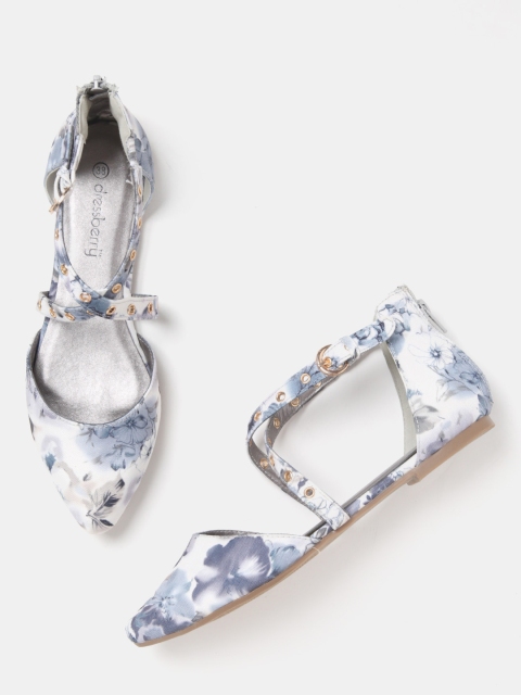 

DressBerry Women Off-White & Grey Floral Print Ballerinas
