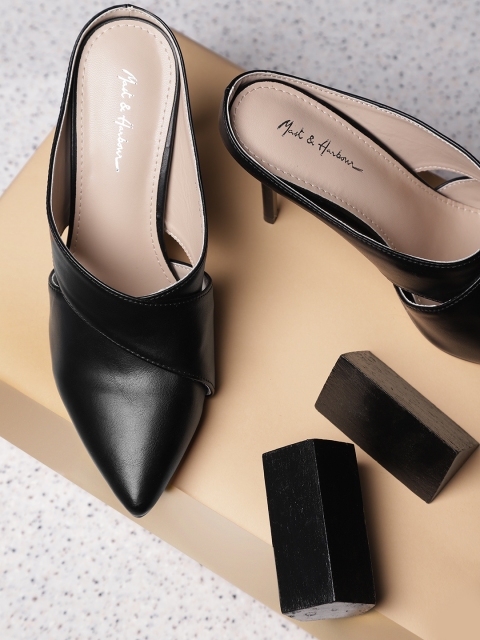 

Mast & Harbour Women Black Solid Pumps