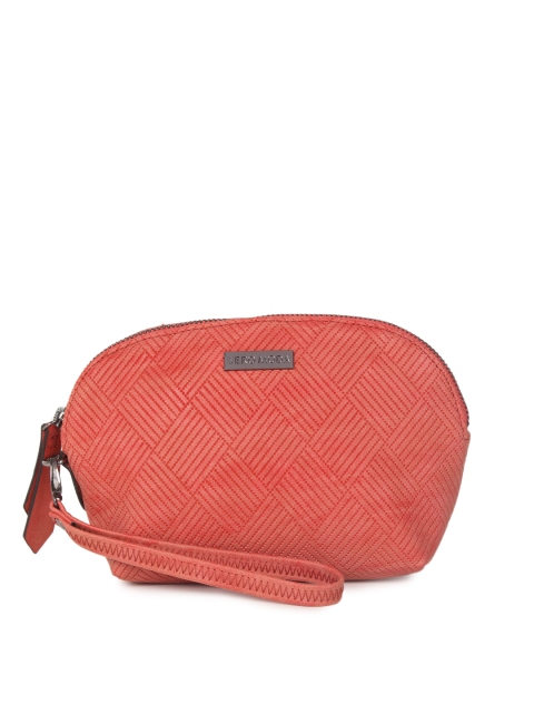 

Vero Moda Peach-Coloured Textured Clutch