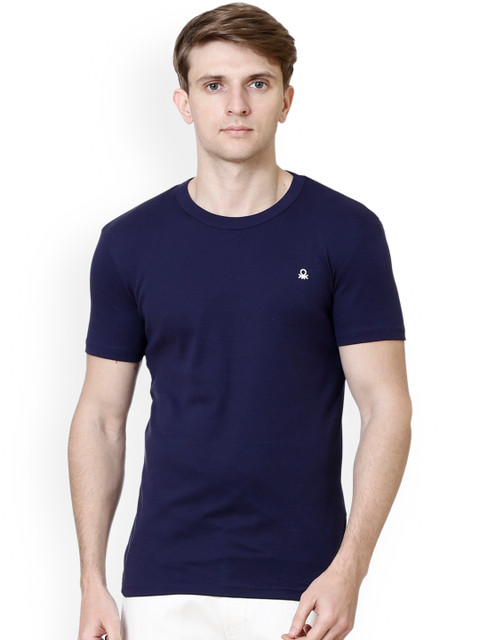 

United Colors of Benetton Men Navy Blue Solid Round Neck T-shirt