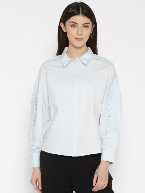 

Vero Moda Women Blue Classic Regular Fit Solid Casual Shirt