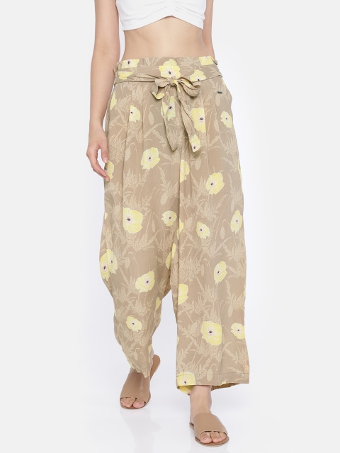 

Vero Moda Brown Women Flared Pants