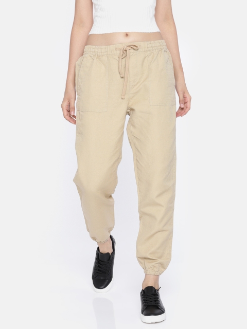 

Vero Moda Women Beige Joggers