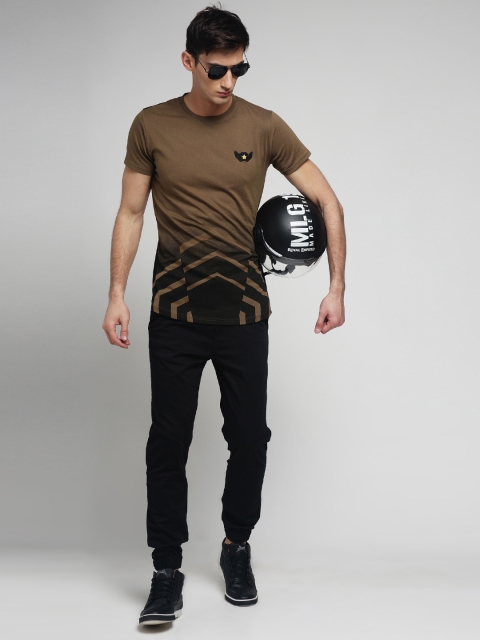 

Difference of Opinion Men Khaki Printed Round Neck T-shirt