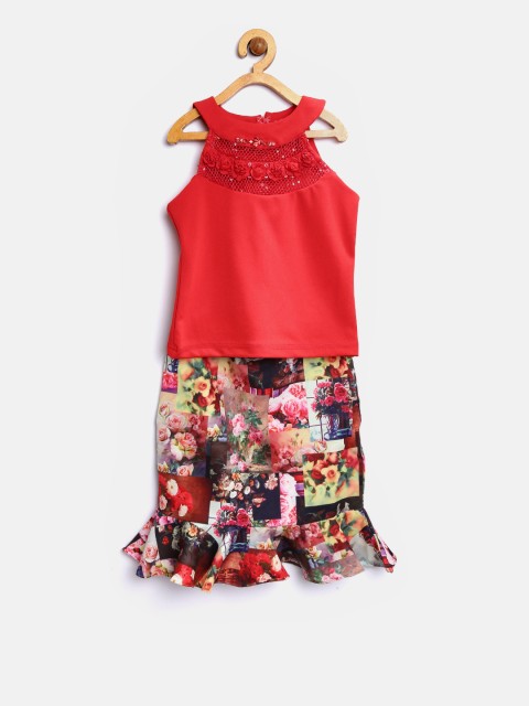 

Tiny Girl Top with Skirt, Multi