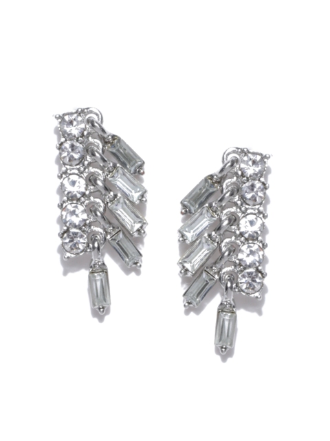 

Accessorize Silver-Toned Contemporary Ear Cuff