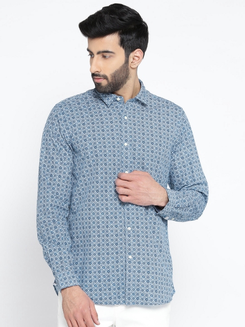 

Blackberrys Men Blue & Off-White Slim Fit Printed Casual Shirt