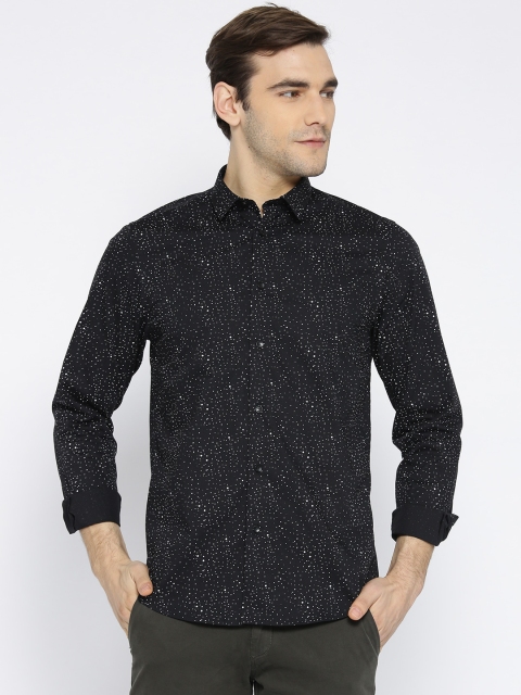 

Blackberrys Men Black Slim Fit Printed Casual Shirt