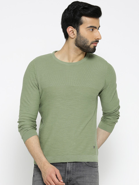 

Blackberrys Men Olive Green Solid Round Neck T-shirt