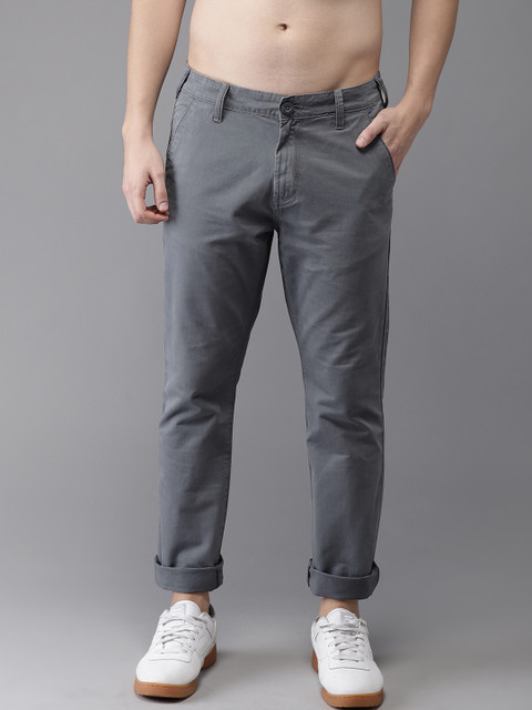 

HERE&NOW Men Grey Slim Fit Solid Chinos
