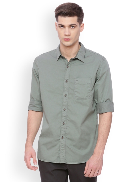 

Basics Men Green Slim Fit Solid Casual Shirt