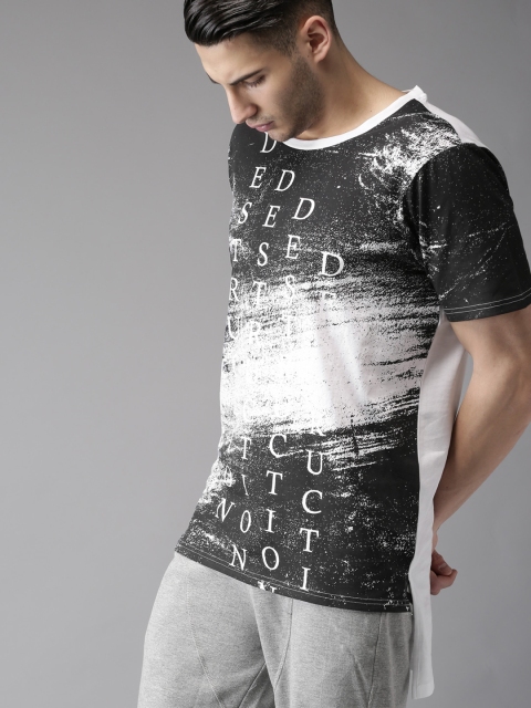 

Moda Rapido Men White & Black Printed Round Neck Longline T-shirt