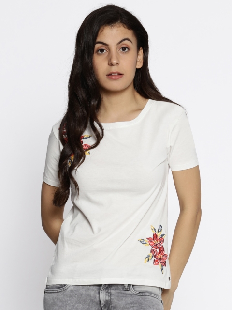 

Pepe Jeans Women Off-White Printed Round Neck T-shirt