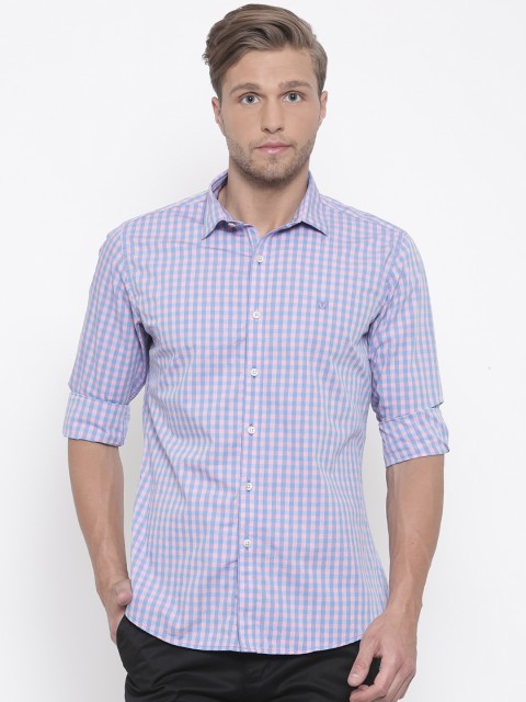 

Van Heusen Sport Men Pink & Blue Slim Fit Checked Casual Shirt
