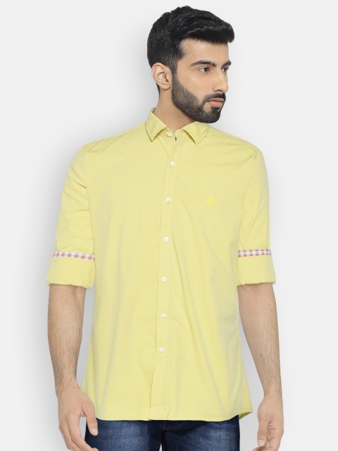 

Van Heusen Sport Men Yellow Slim Fit Solid Casual Shirt