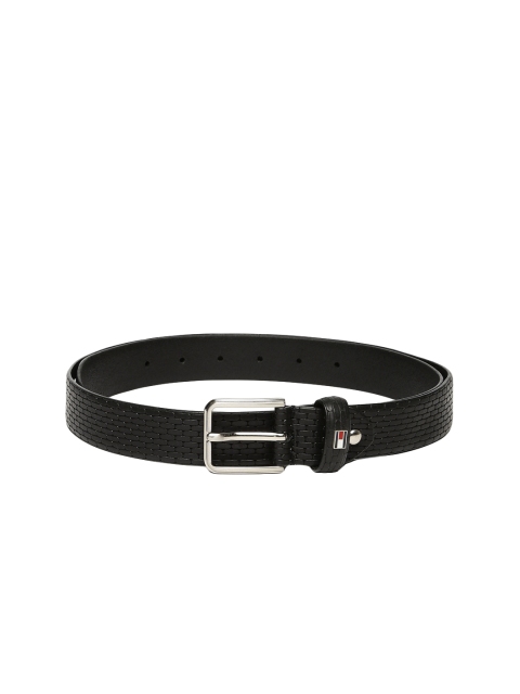 

Tommy Hilfiger Men Black Textured Leather Belt