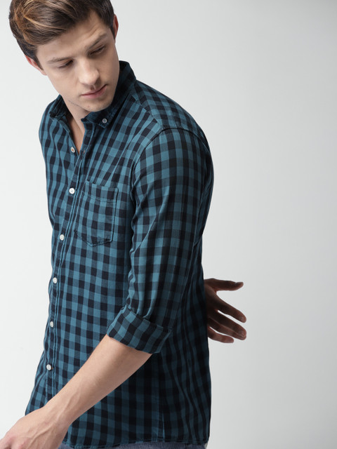 

Mast & Harbour Men Blue Slim Fit Checked Casual Shirt