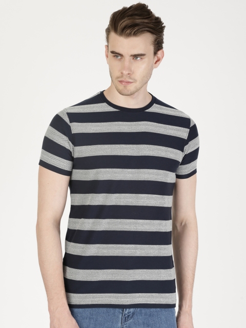 

ether Men Navy & White Striped Round Neck T-shirt