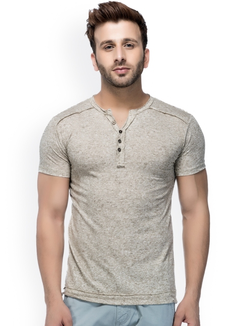 

Tinted Men Grey Solid Henley Neck T-shirt