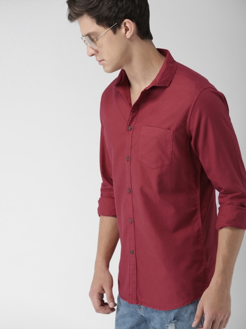 

Mast & Harbour Men Maroon Slim Fit Solid Casual Shirt