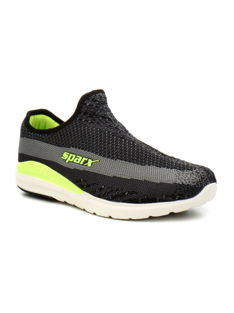 

Sparx Men Black SX0304G Running Shoes