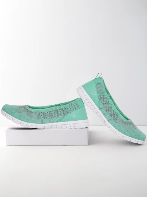 

HRX by Hrithik Roshan Women Green Slip-On Sneakers