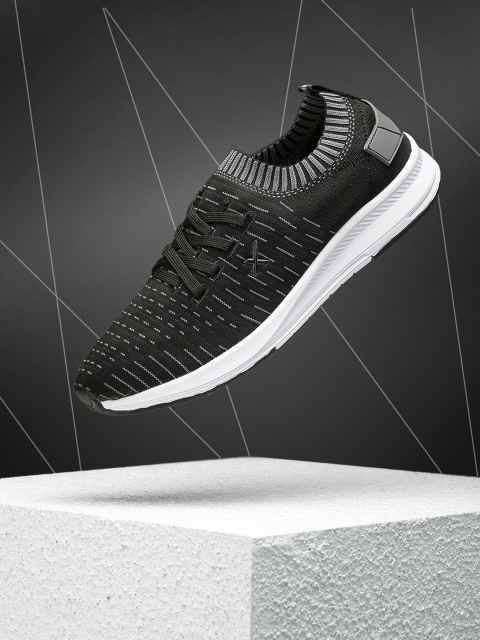 

HRX by Hrithik Roshan Men Lite Run 1.0 Shoes, Black