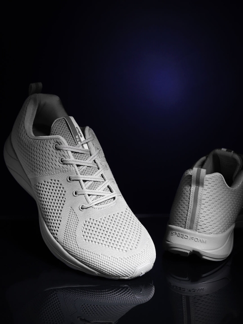 

HRX by Hrithik Roshan Men Grey Metagrip 1.0 Running Shoes