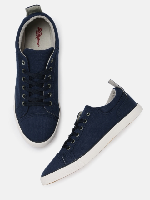 

Roadster Men Navy Blue Sneakers