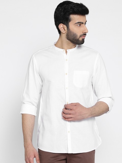 

Blackberrys Men White Slim Fit Solid Casual Shirt