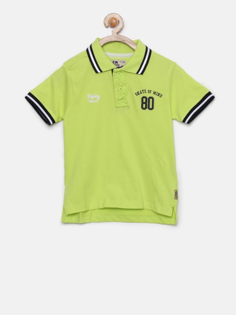 

Flying Machine Boys Green Solid Polo Collar T-shirt