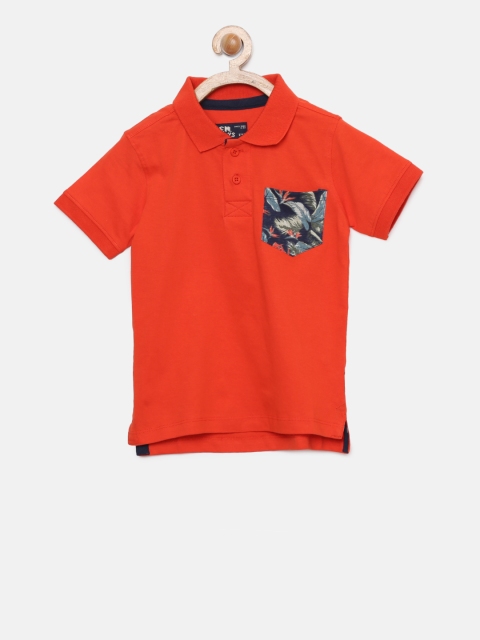 

Flying Machine Boys Red Solid Polo Collar T-shirt