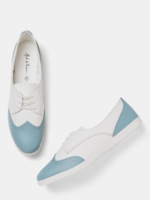 

Mast & Harbour Women White & Blue Colourblocked Brogues