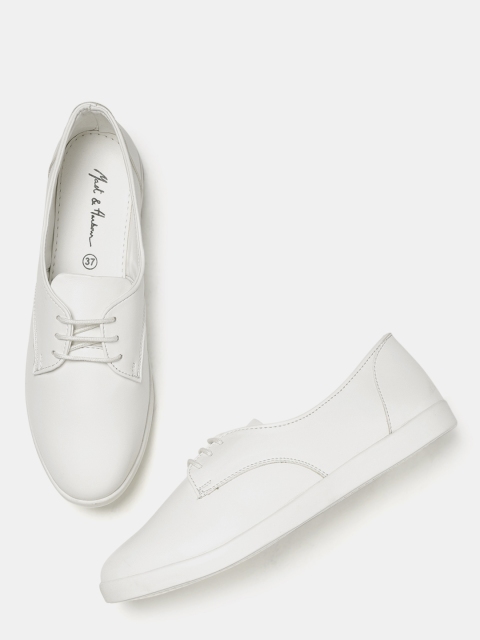 

Mast & Harbour Women White Derbys