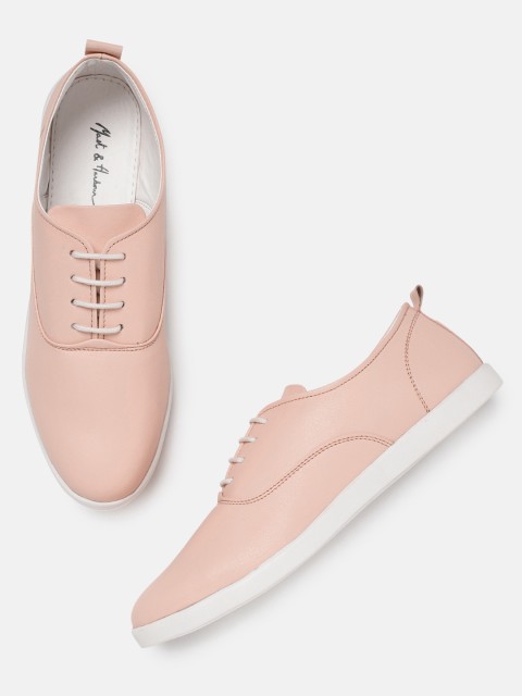 

Mast & Harbour Women Nude-Coloured Sneakers