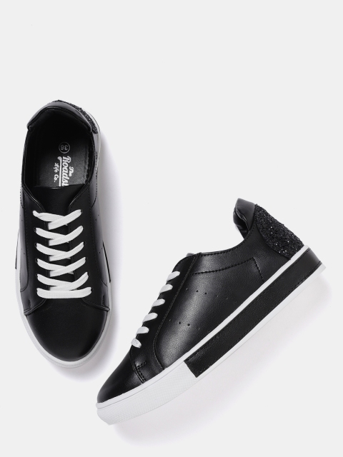 

Roadster Women Black Sneakers