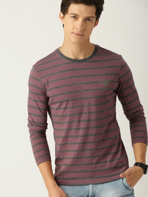 

United Colors of Benetton Men Maroon Striped Round Neck T-shirt