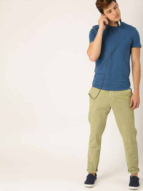 

United Colors of Benetton Men Blue Solid Round Neck T-shirt