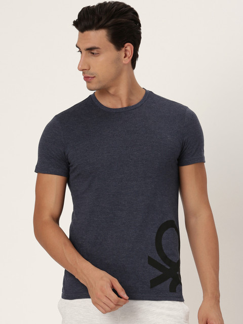 

United Colors of Benetton Men Navy Blue Solid Round Neck T-shirt