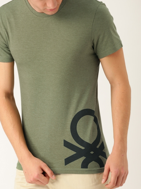 

United Colors of Benetton Men Olive Green Solid Round Neck T-shirt