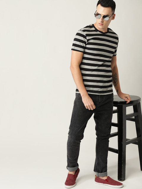 

United Colors of Benetton Men Black & Grey Striped Round Neck T-shirt