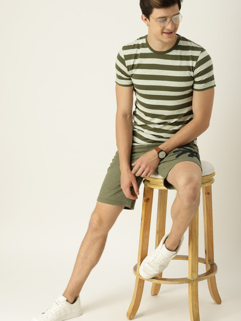 

United Colors of Benetton Men Olive Green & Grey Melange Striped Round Neck T-shirt