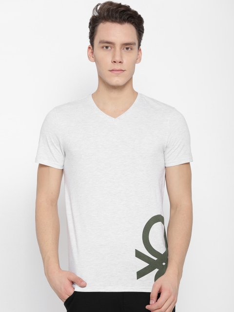 

United Colors of Benetton Men Grey Melange Solid V-Neck T-shirt