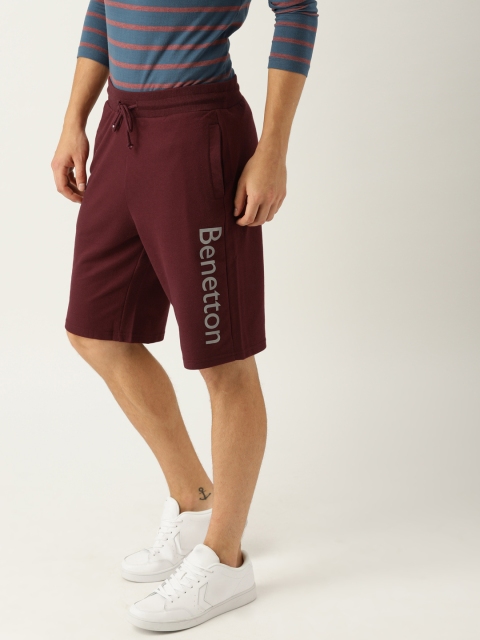 

United Colors of Benetton Men Maroon Solid Regular Fit Shorts