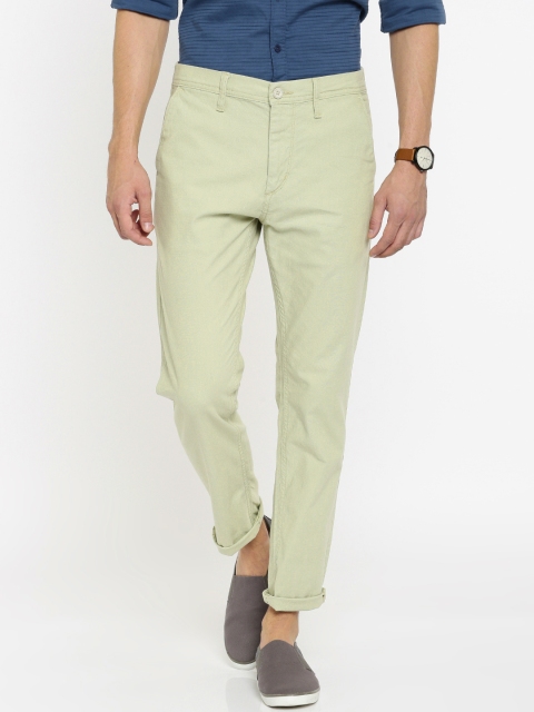 

Lee Men Grey Slim Fit Solid Chinos