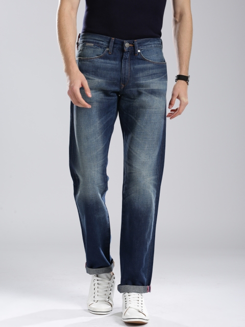 

Levis Men Blue 511 Slim Fit Low-Rise Clean Look Jeans
