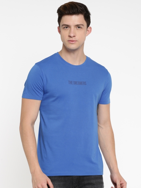 

Lee Men Blue Solid Slim Fit Round Neck Pure Cotton T-shirt