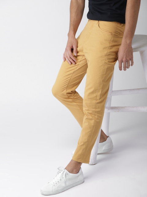

Mast & Harbour Men Mustard Brown Regular Fit Solid Chinos