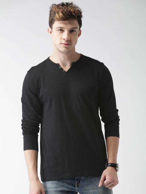 

Celio Men Black Solid Henley Neck T-shirt